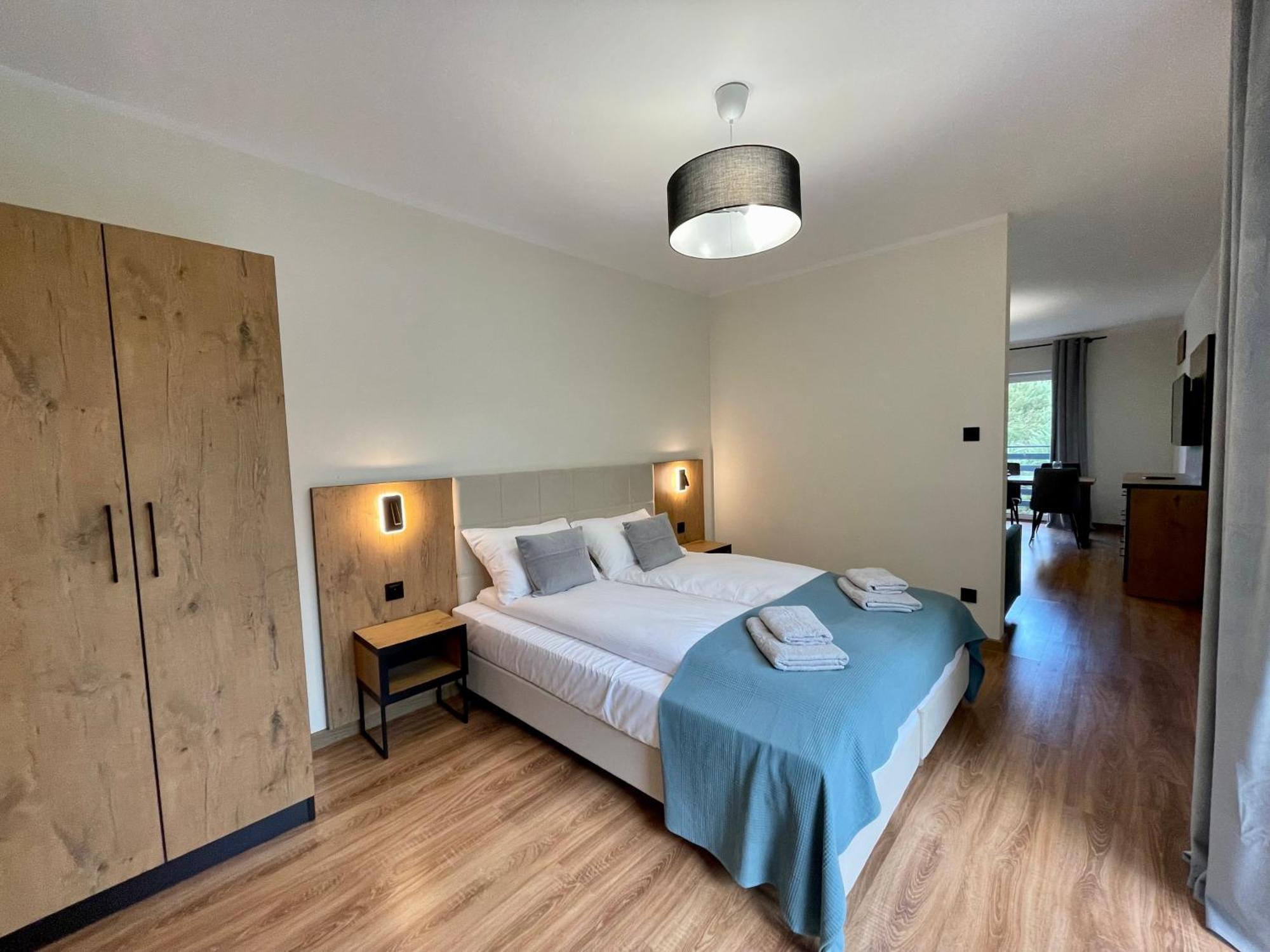 Apartamenty Marsyl ยาสต์เชอเบีย กูรา ภายนอก รูปภาพ