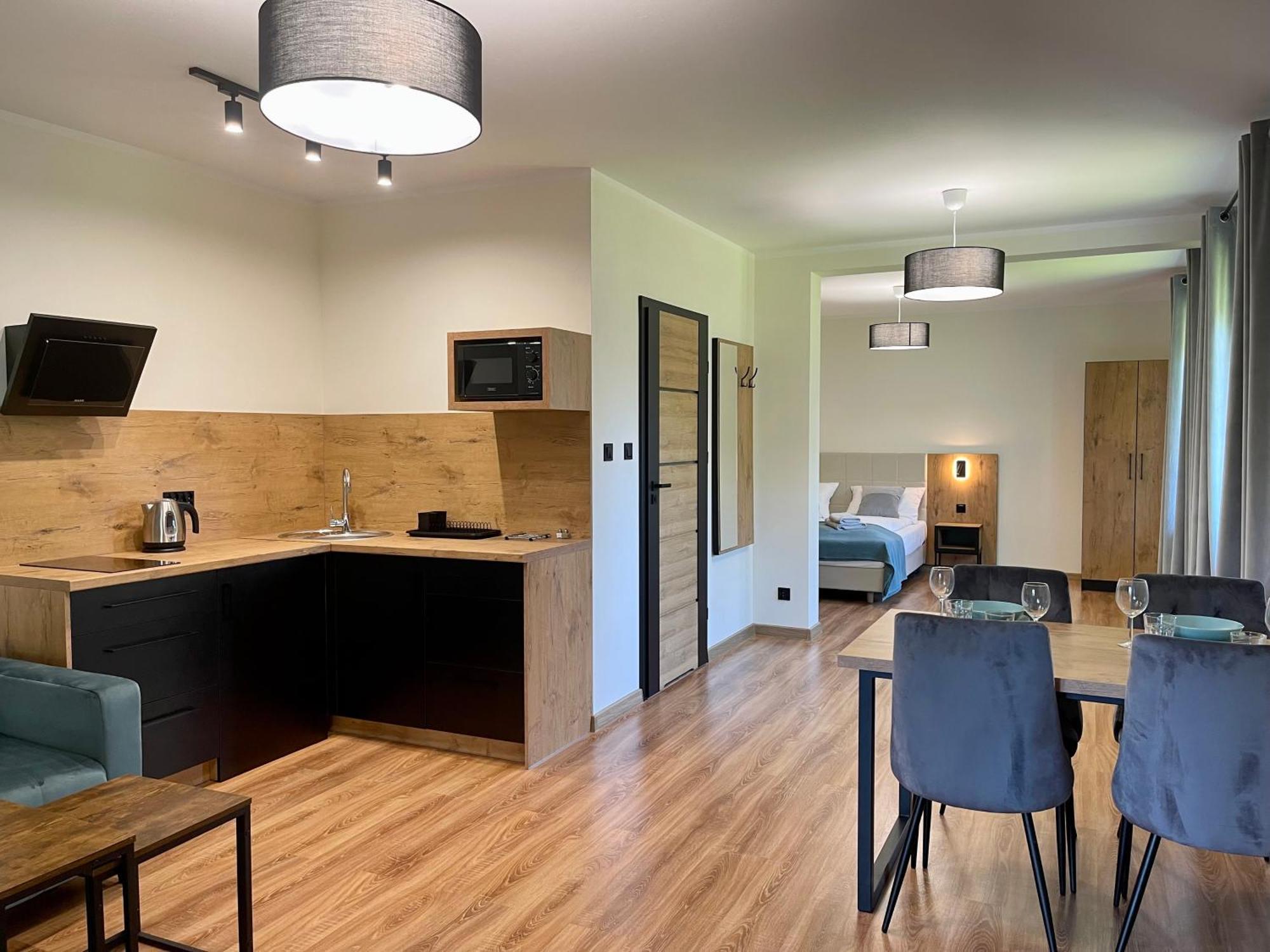 Apartamenty Marsyl ยาสต์เชอเบีย กูรา ภายนอก รูปภาพ