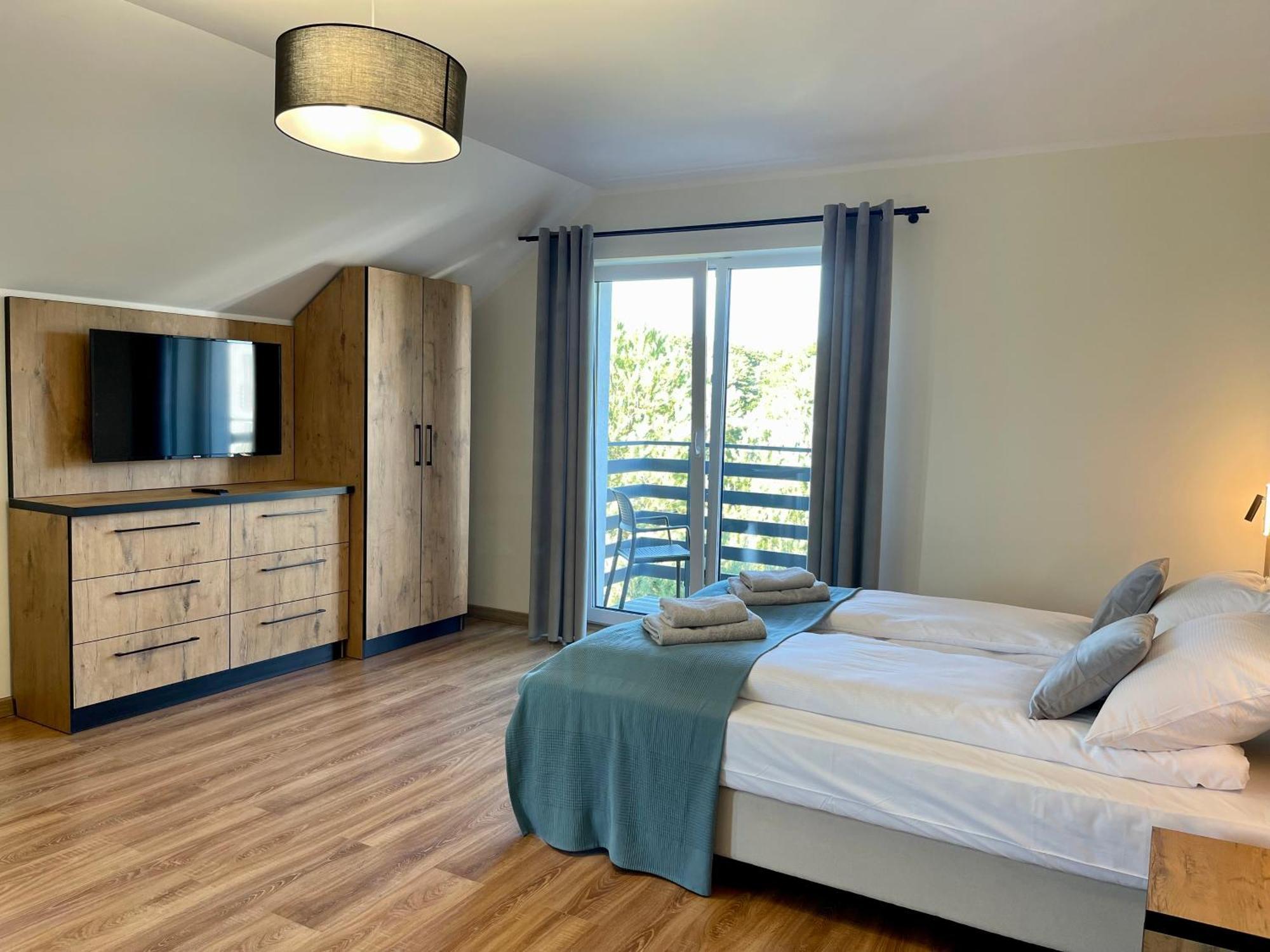 Apartamenty Marsyl ยาสต์เชอเบีย กูรา ภายนอก รูปภาพ