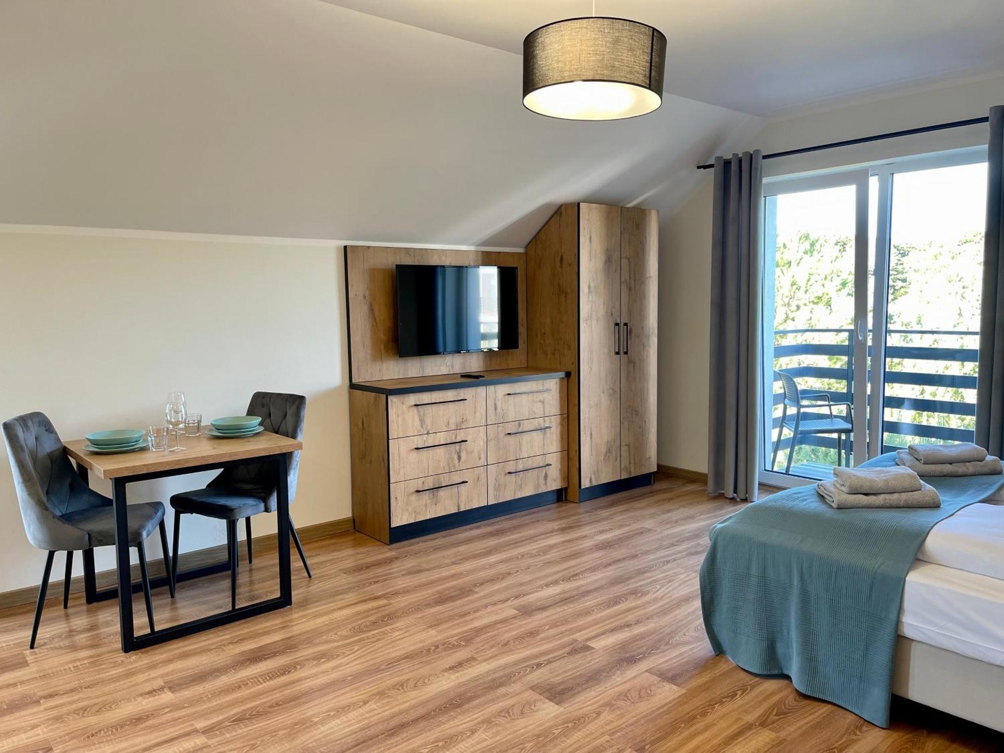 Apartamenty Marsyl ยาสต์เชอเบีย กูรา ภายนอก รูปภาพ
