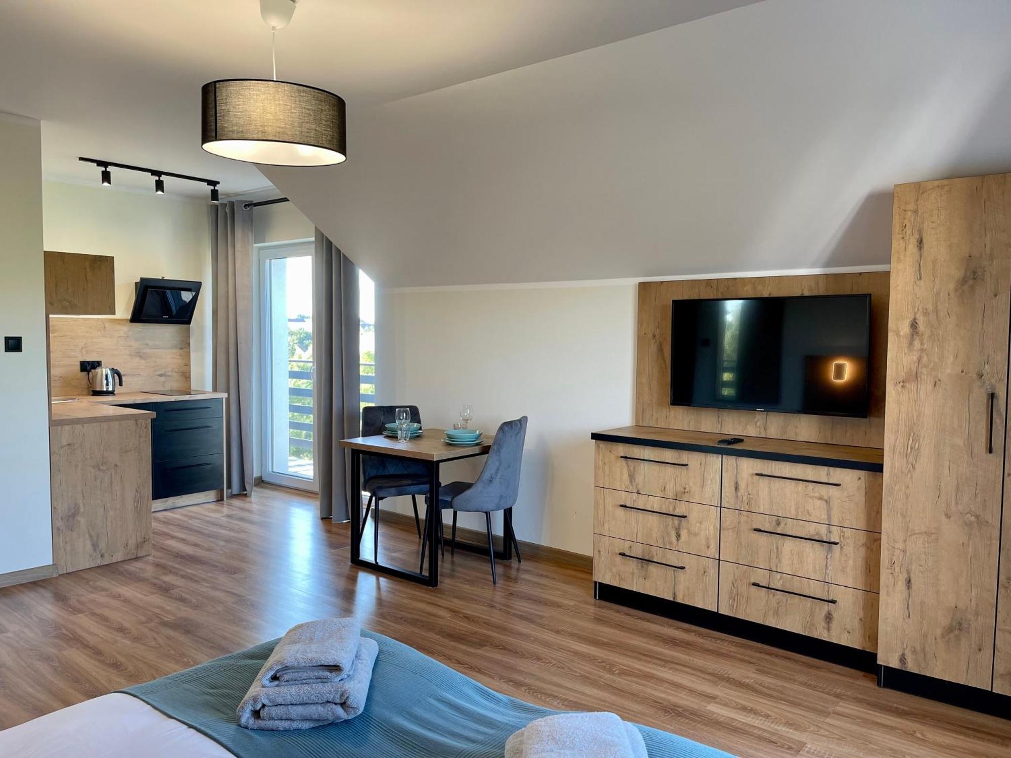 Apartamenty Marsyl ยาสต์เชอเบีย กูรา ภายนอก รูปภาพ