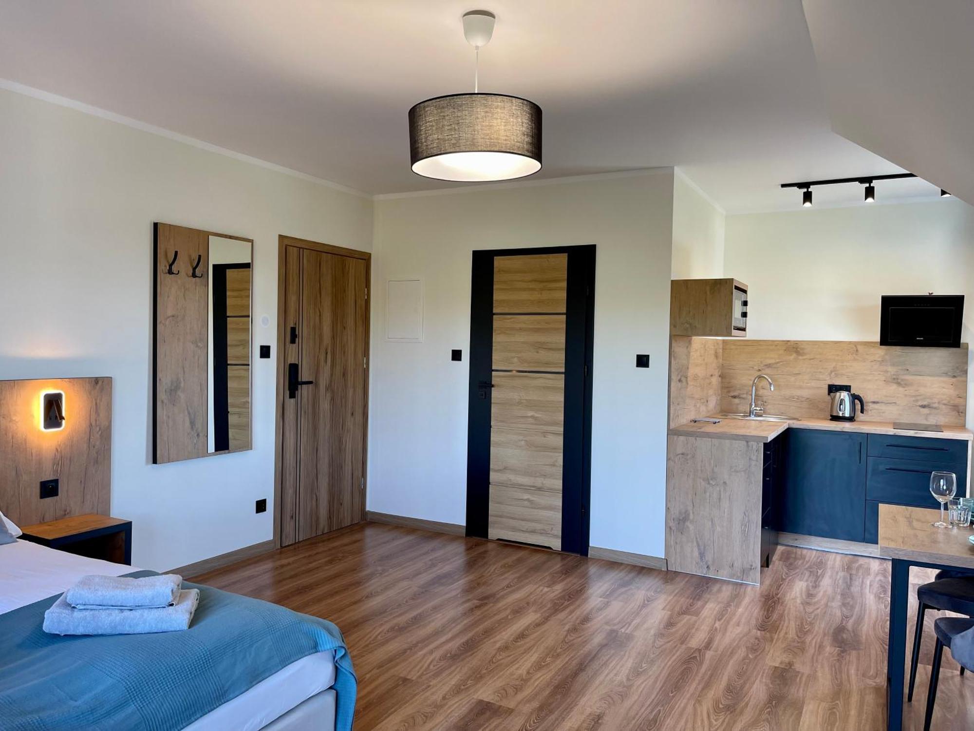 Apartamenty Marsyl ยาสต์เชอเบีย กูรา ภายนอก รูปภาพ