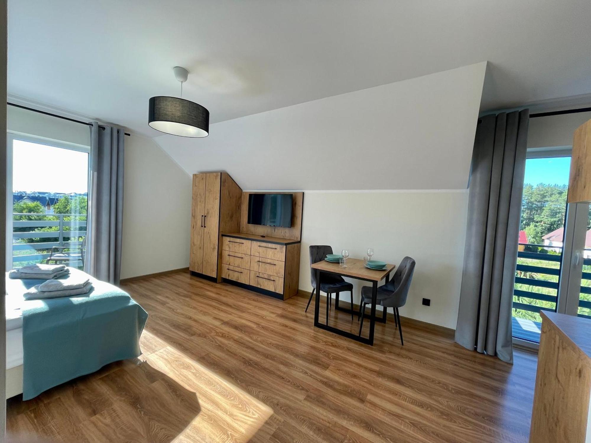 Apartamenty Marsyl ยาสต์เชอเบีย กูรา ภายนอก รูปภาพ