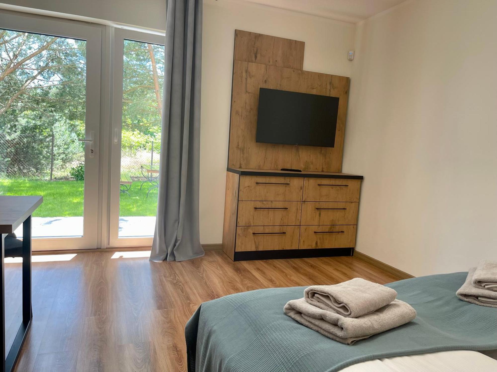 Apartamenty Marsyl ยาสต์เชอเบีย กูรา ภายนอก รูปภาพ