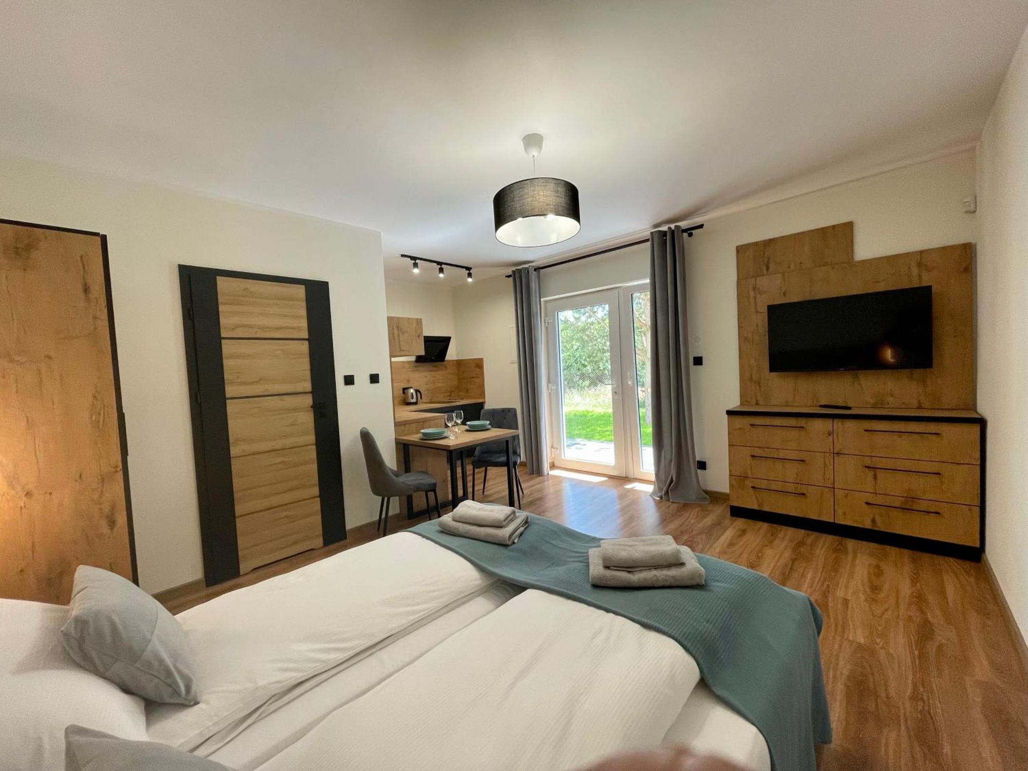 Apartamenty Marsyl ยาสต์เชอเบีย กูรา ภายนอก รูปภาพ