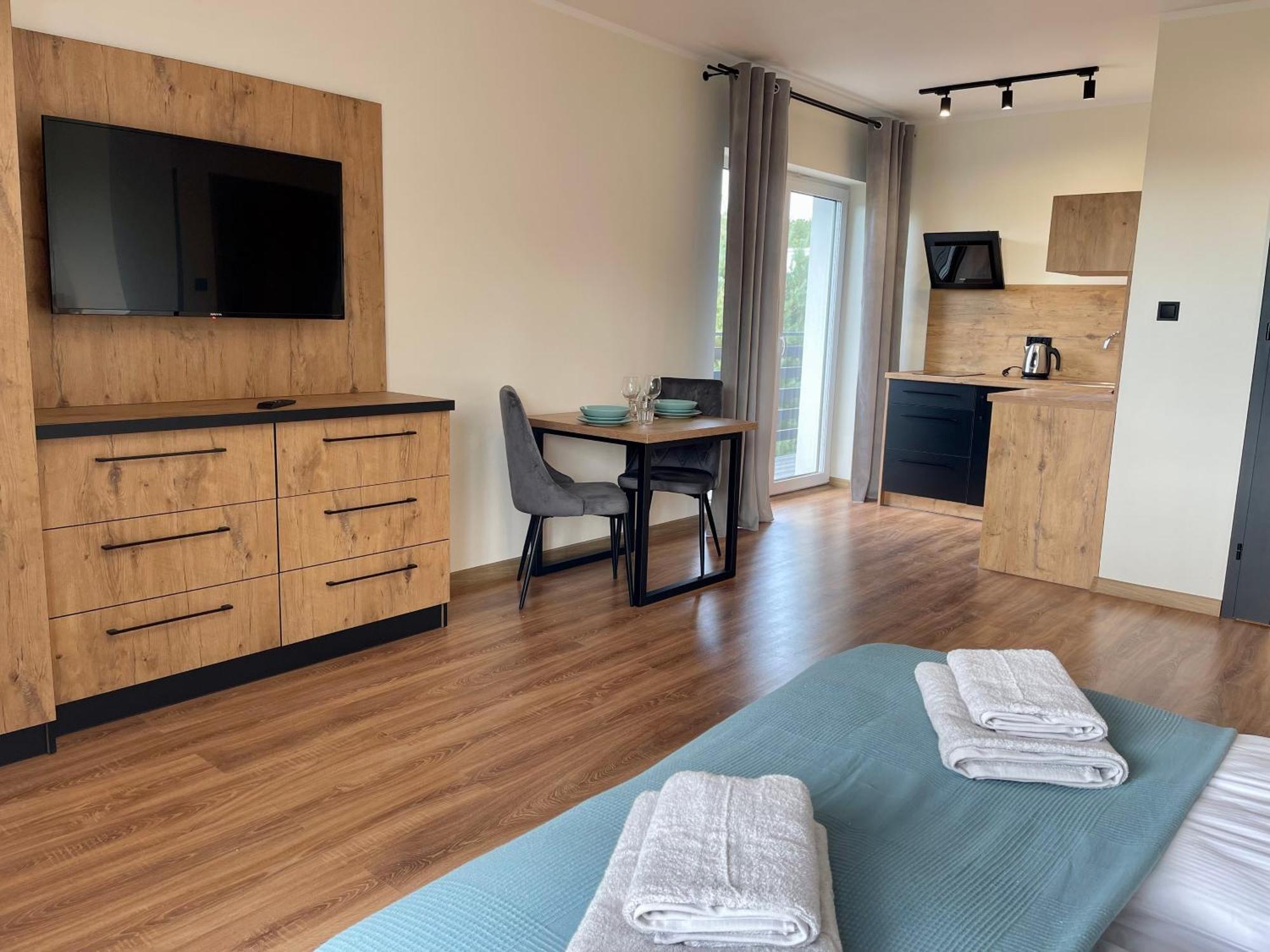 Apartamenty Marsyl ยาสต์เชอเบีย กูรา ภายนอก รูปภาพ